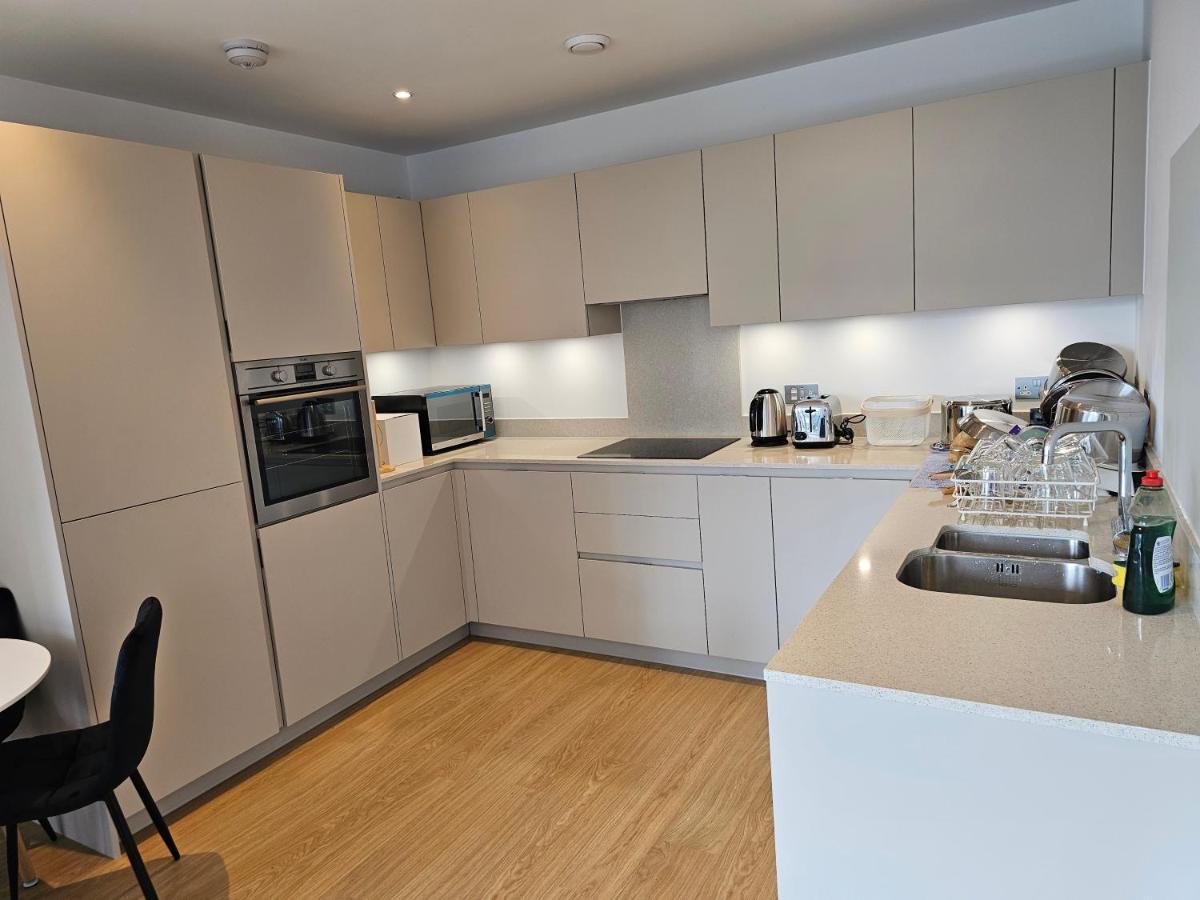 Santina Apartments Croydon Buitenkant foto