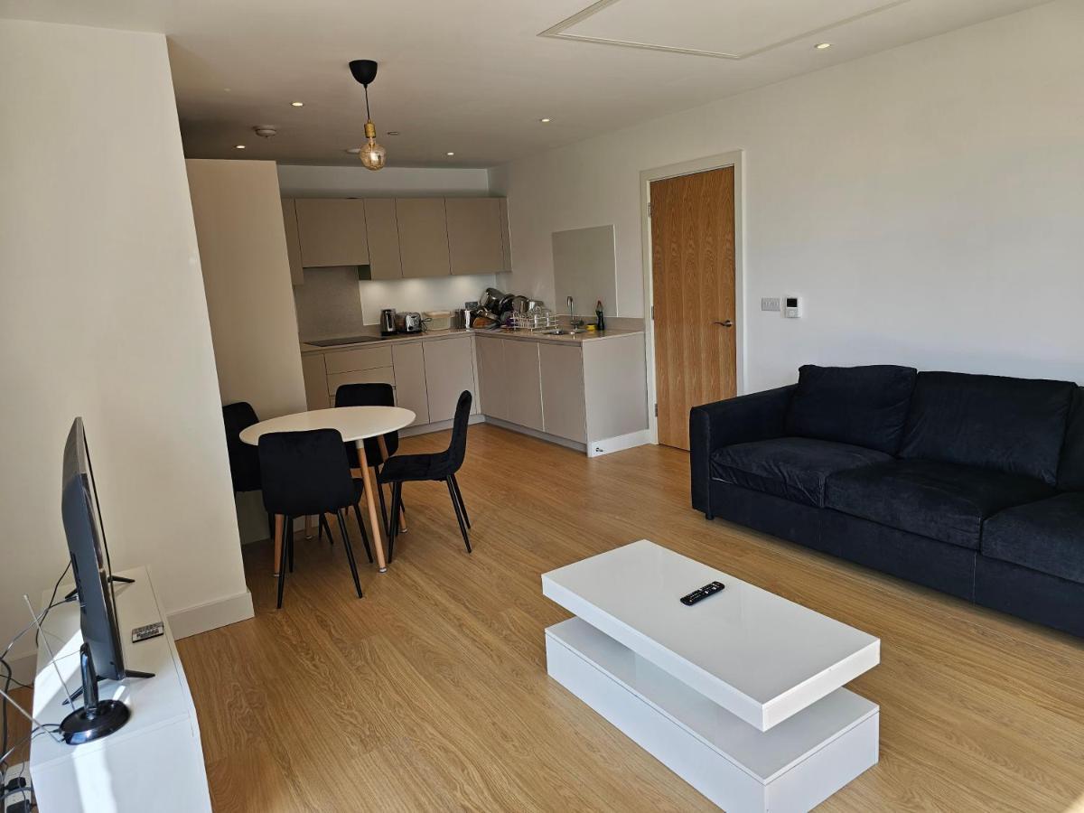 Santina Apartments Croydon Buitenkant foto